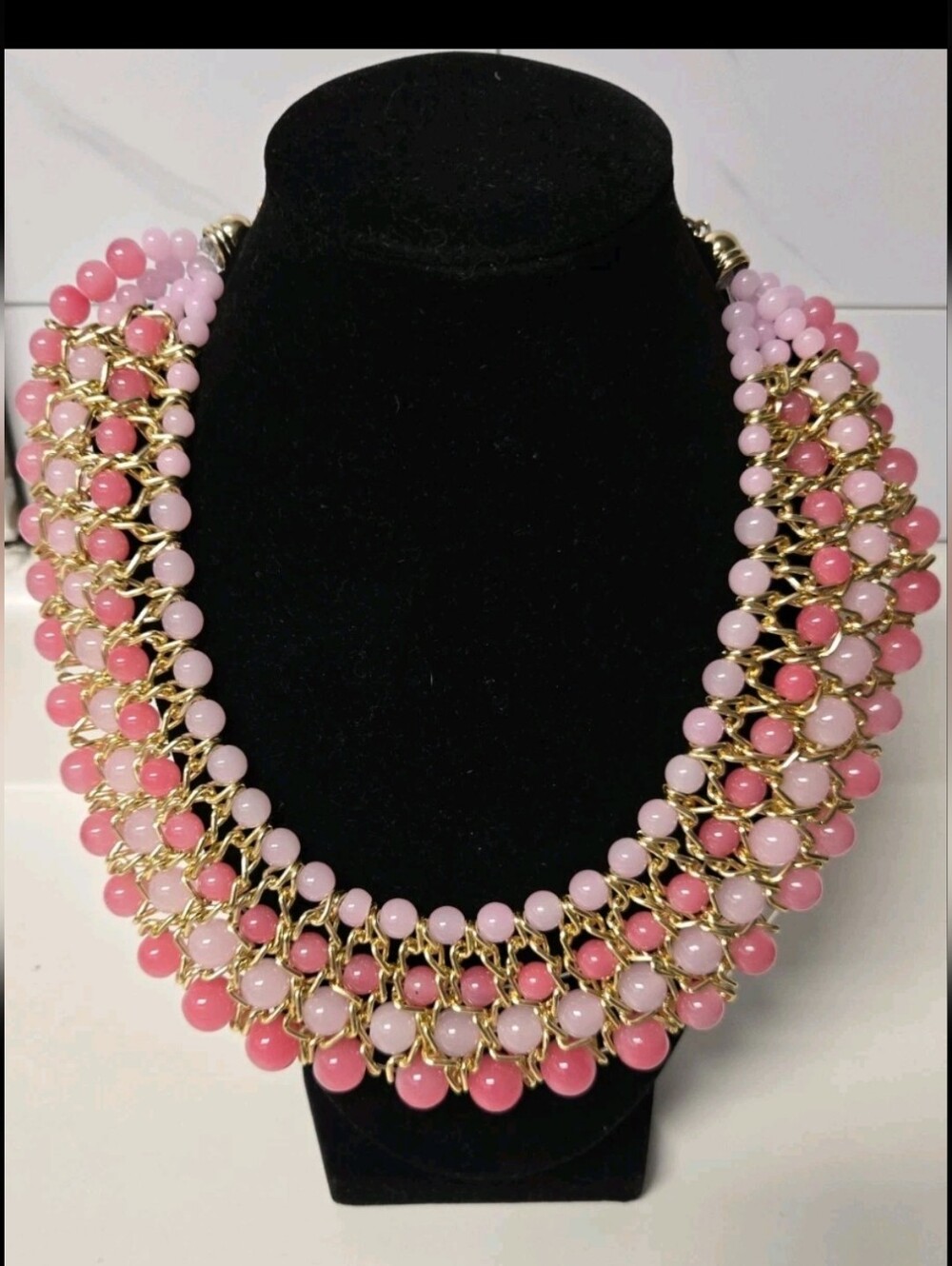 Elegant Pretty In Pink Beaded Collar Statement Necklace - Gold Chain